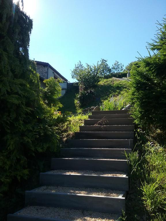 Gite Le Chapis Saint-Chamond Exterior photo